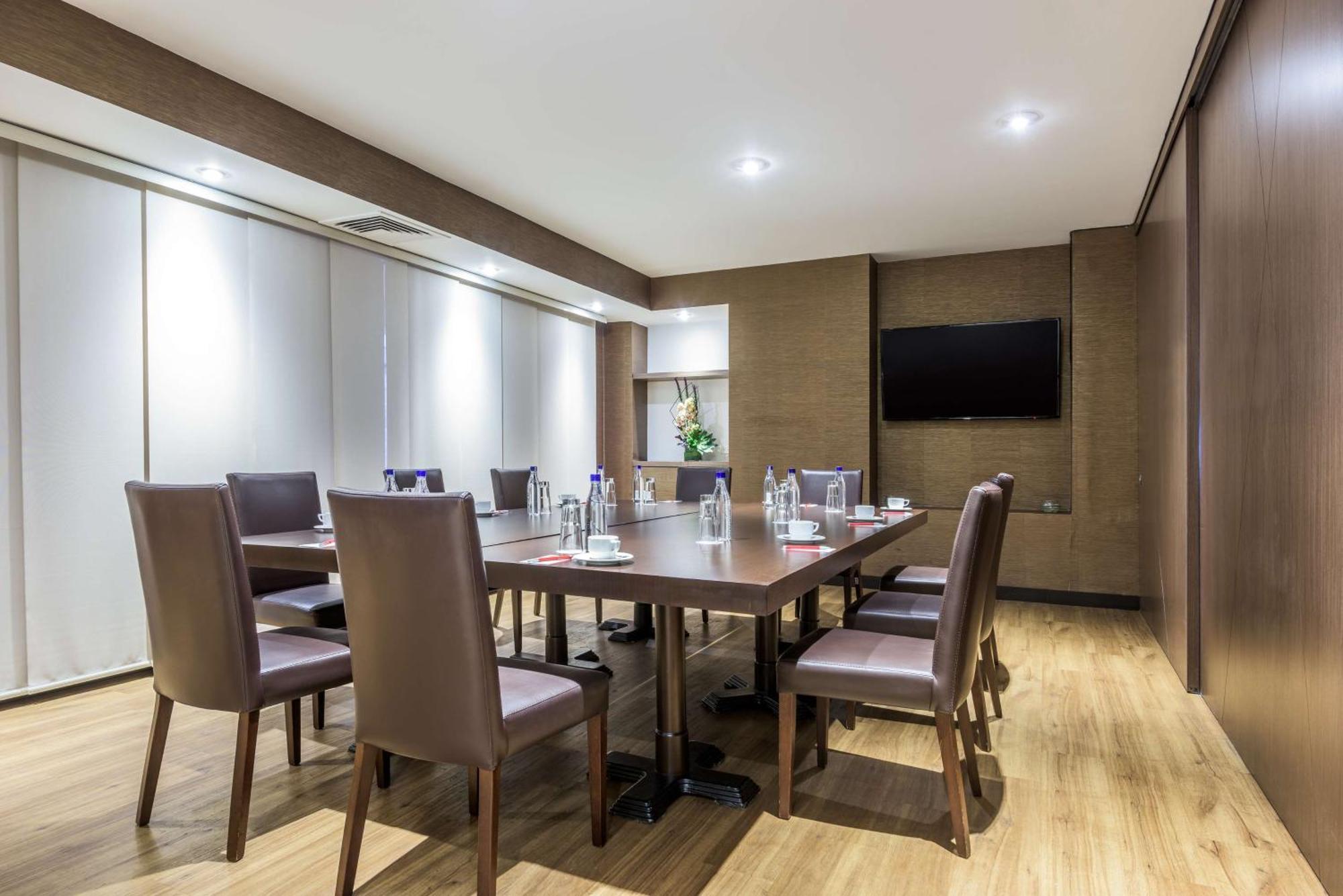Nh Collection Bogota Andino Royal Hotel Eksteriør billede Meeting room