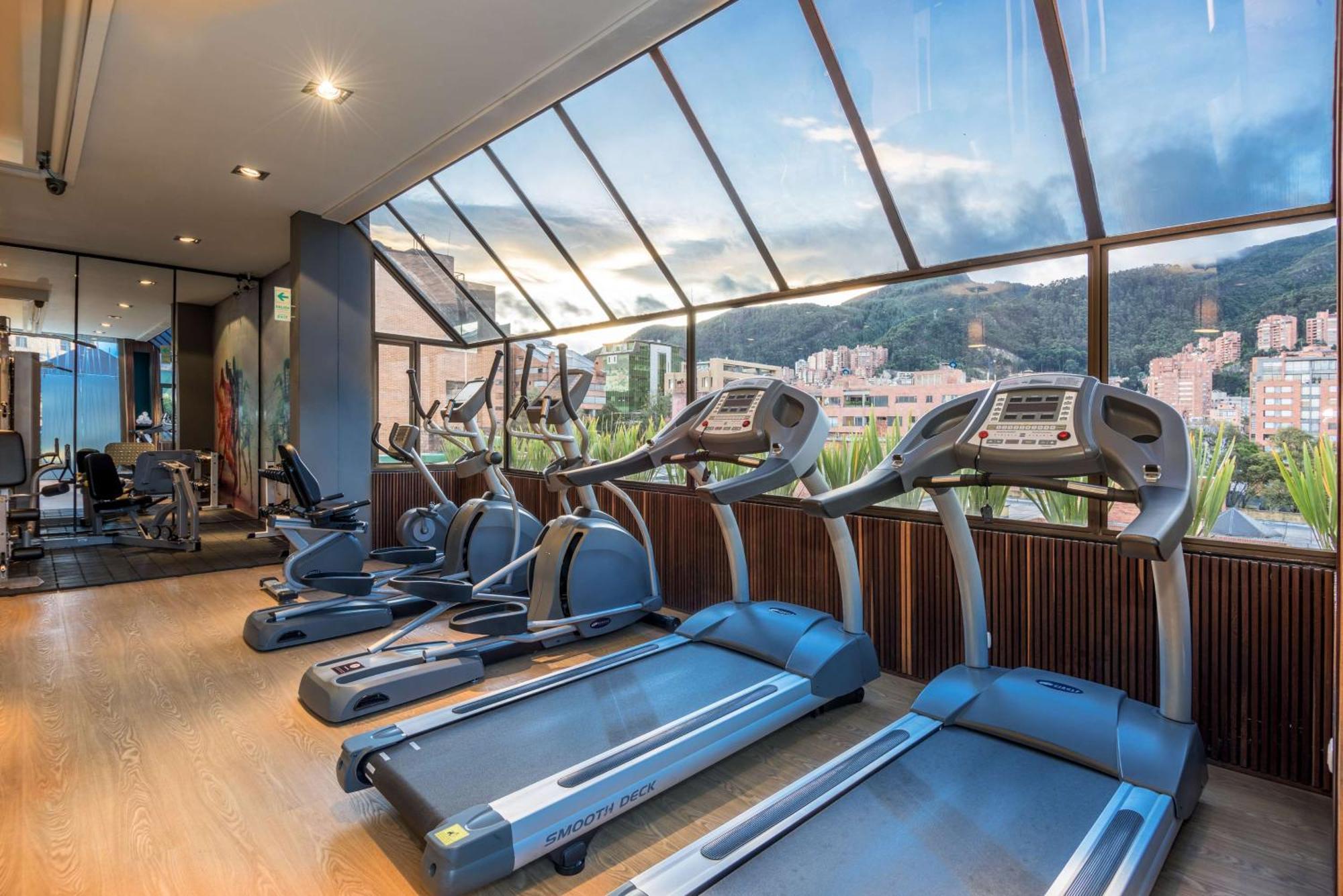 Nh Collection Bogota Andino Royal Hotel Eksteriør billede The gym at the hotel