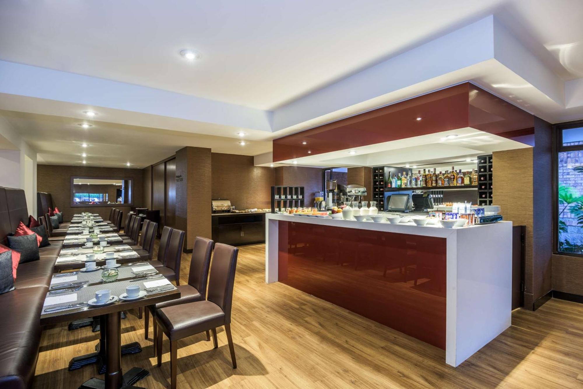 Nh Collection Bogota Andino Royal Hotel Eksteriør billede The lounge at London Heathrow Airport
